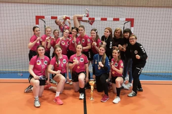 ZŁOTE PIŁKARKI RĘCZNE Z XI LOS GLIWICE - LICEALIADA 2022