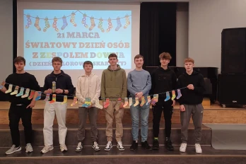 Dzień Kolorowej Skarpetki w ZSTI